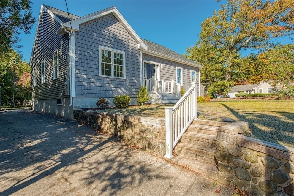 Unit for sale at 7 N Winnifred Rd, Brockton, MA 02301