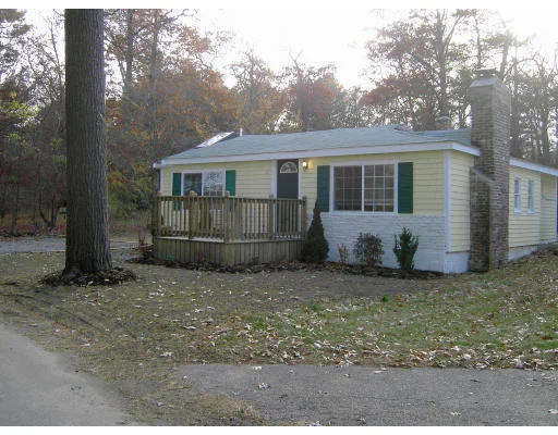 Unit for sale at 40 Fairview Ave, Pembroke, MA 02359