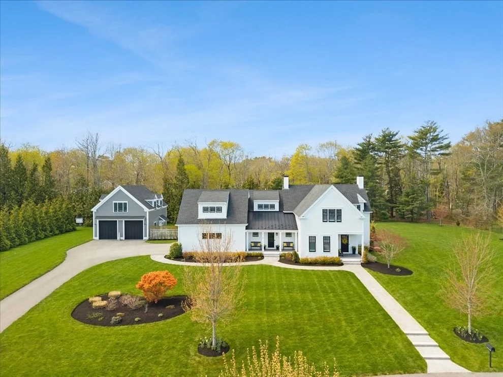 Unit for sale at 6 Cooper Hill Road, Duxbury, MA 02332