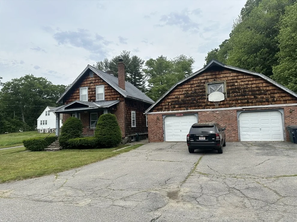 Unit for sale at 11 Alpha Rd, Holden, MA 01520