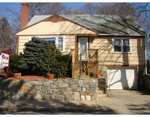 Unit for sale at 13 Reed Street, Woburn, MA 01801