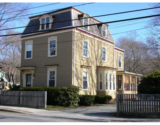 Unit for sale at 79 Central St, Ipswich, MA 01938