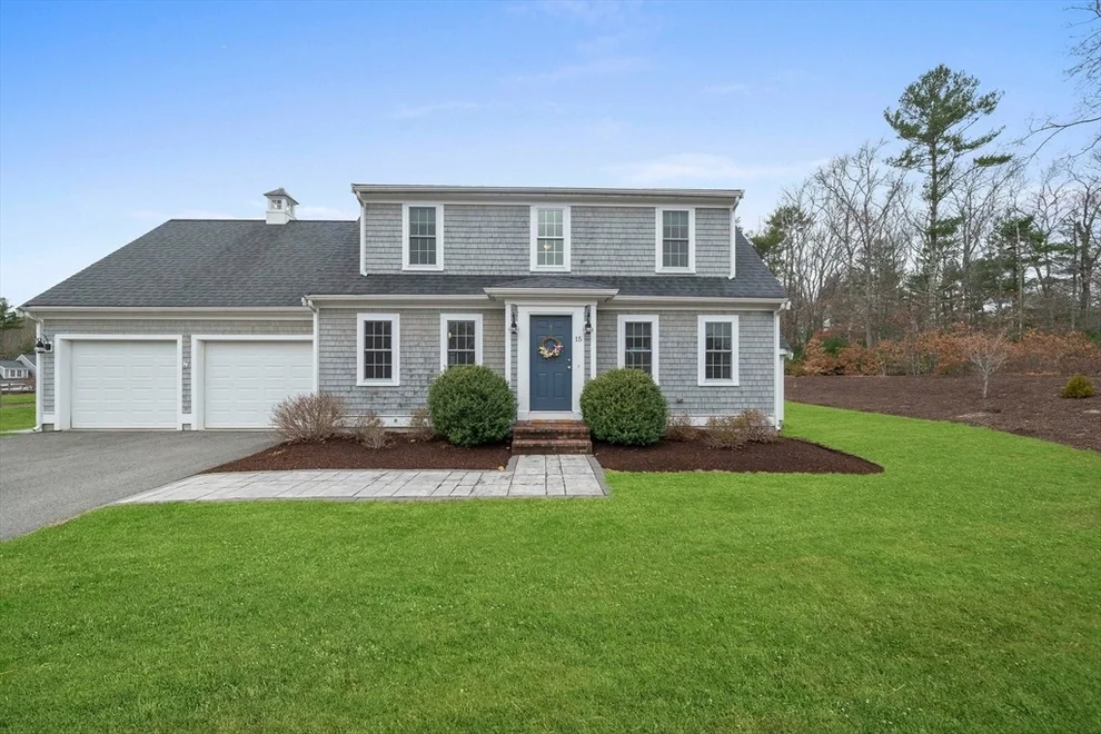 Unit for sale at 15 Bearses Way, Kingston, MA 02364