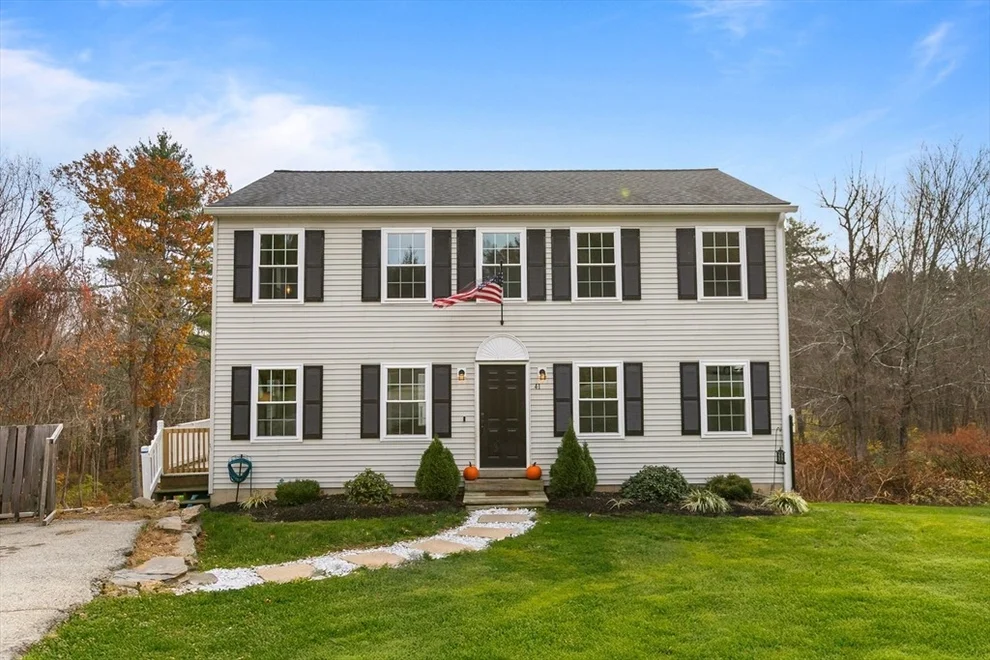 Unit for sale at 41 Willow Ln, Southbridge, MA 01550