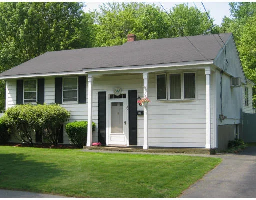 Unit for sale at 29 Vista Dr, Danvers, MA 01923