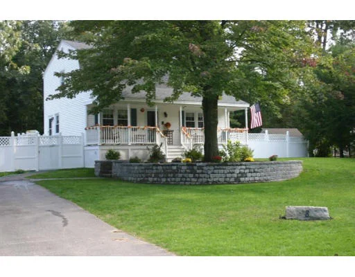 Unit for sale at 8 Shagbark Dr, Townsend, MA 01469