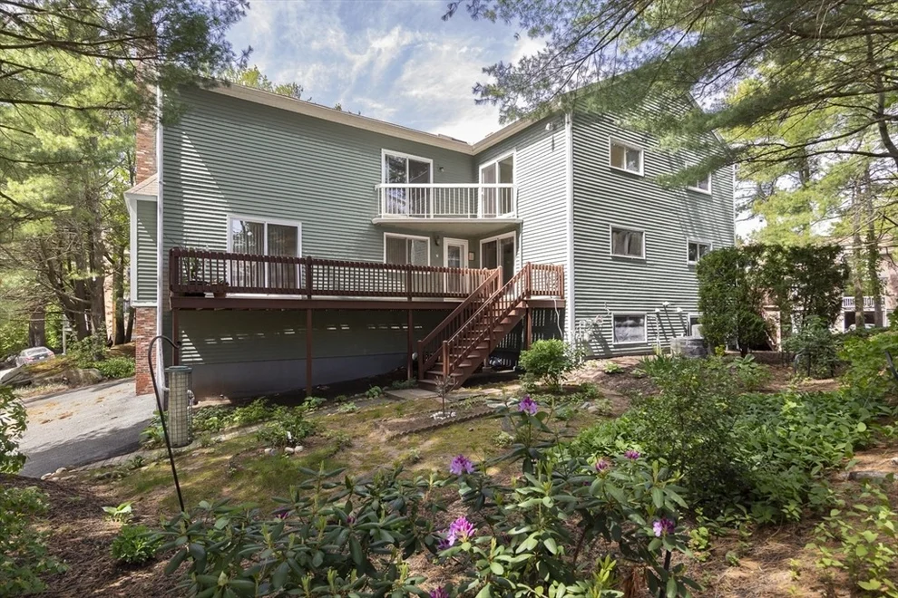 Unit for sale at 2 Majestic Way, Salem, MA 01970