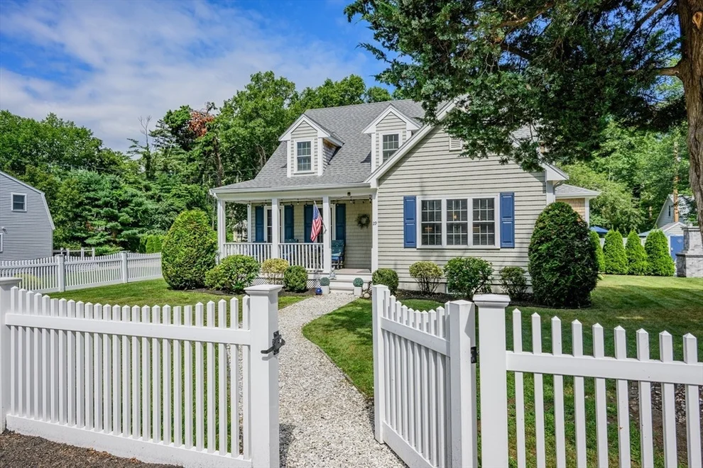 Unit for sale at 29 Cape Cod Ave, Plymouth, MA 02360
