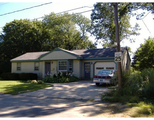 Unit for sale at 5 Merrit Ave, Tiverton, RI 02878