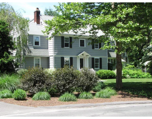 Unit for sale at 63 Forest St, Wellesley, MA 02481