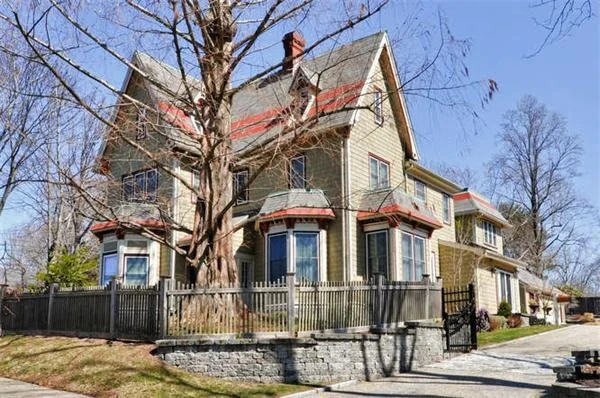 Unit for sale at 39 Florence St, Natick, MA 01760