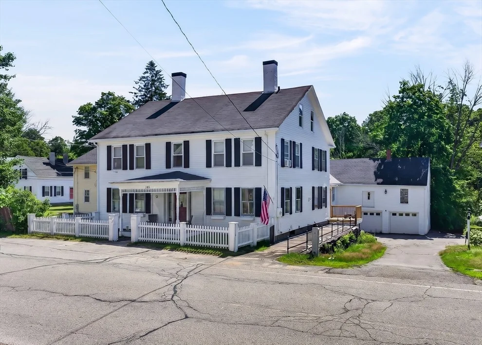 Unit for sale at 105 South St, Barre, MA 01005