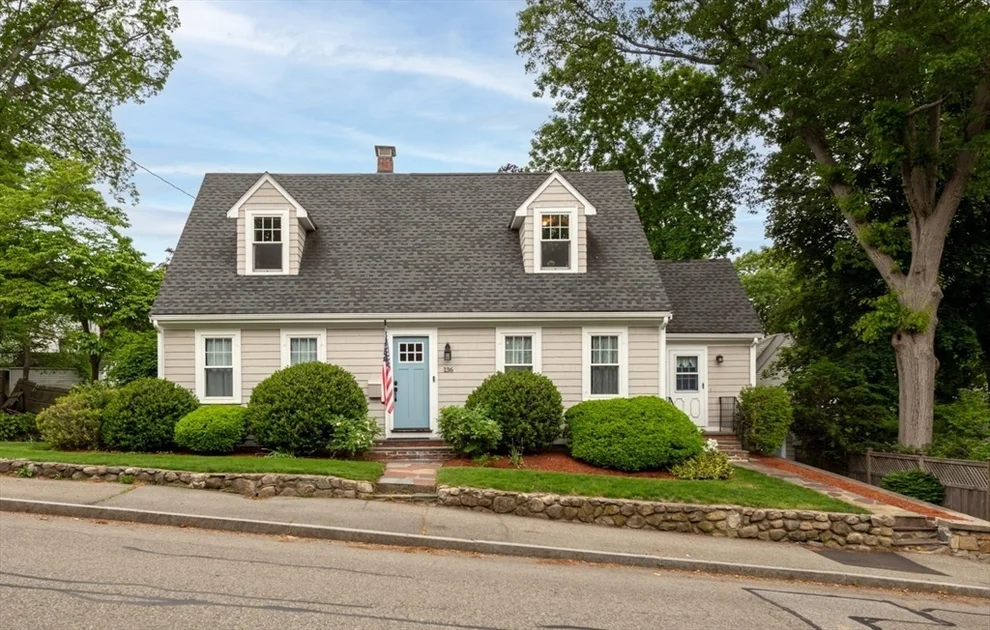 Unit for sale at 136 Walnut St, Braintree, MA 02184