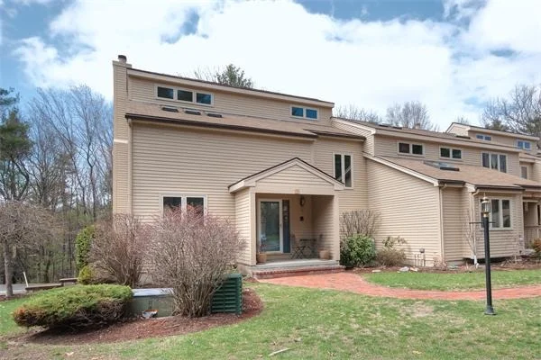 Unit for sale at 104 Jimney Dr, Westford, MA 01886