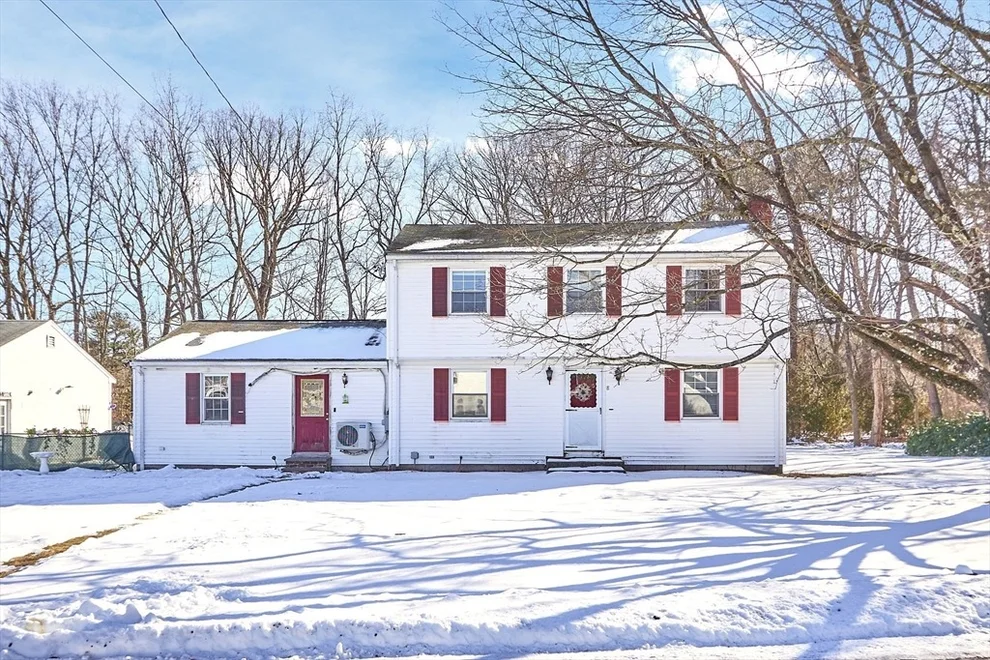 Unit for sale at 8 Clover Hill Drive, Chelmsford, MA 01824