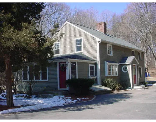 Unit for sale at 133 Topsfield Road, Ipswich, MA 01938