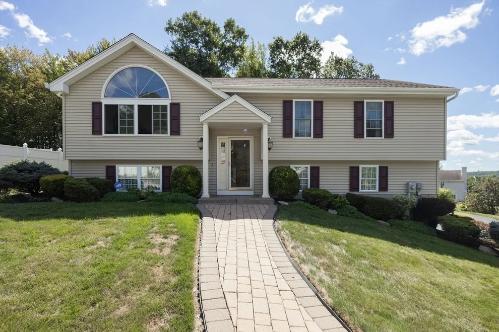 Unit for sale at 74 Moreland Green Drive, Worcester, MA 01609