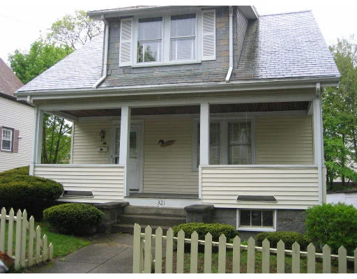 Unit for sale at 321 Fayette St, Quincy, MA 02170