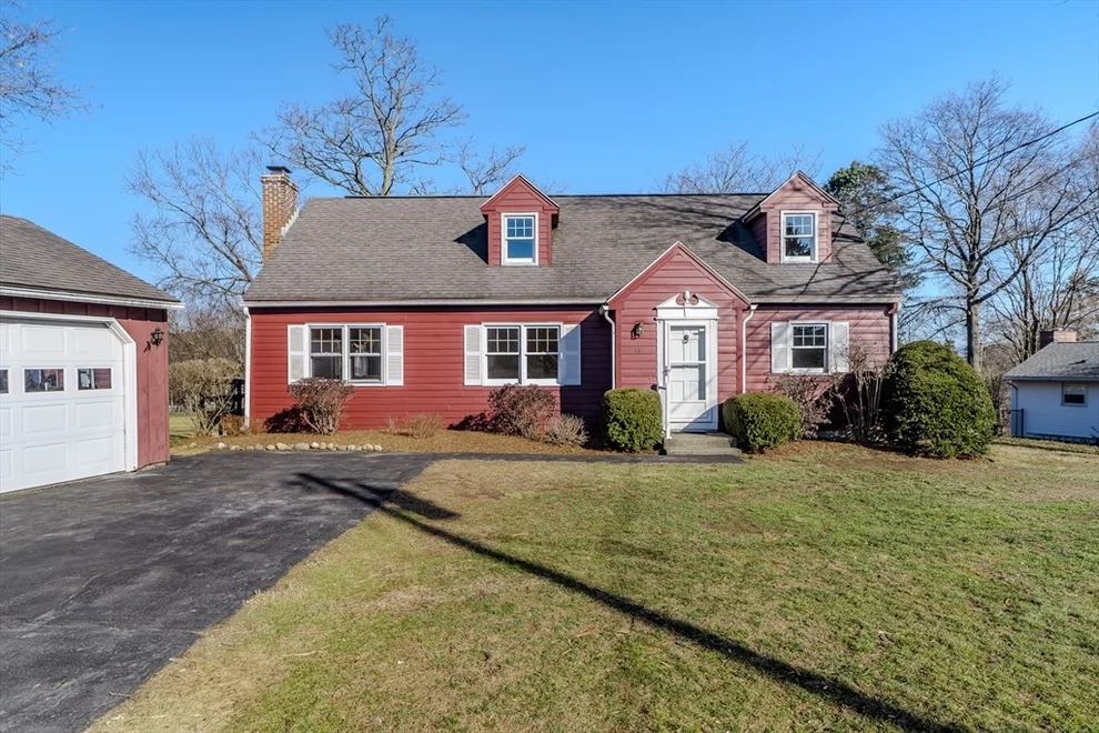 Unit for sale at 18 Highland Cir, Hadley, MA 01035