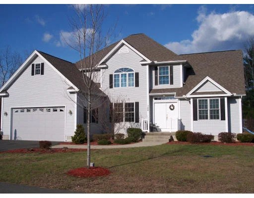 Unit for sale at 122 Cardinal Way, Northampton, MA 01062