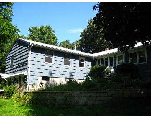 Unit for sale at 7 Manning Rd, Chelmsford, MA 01824
