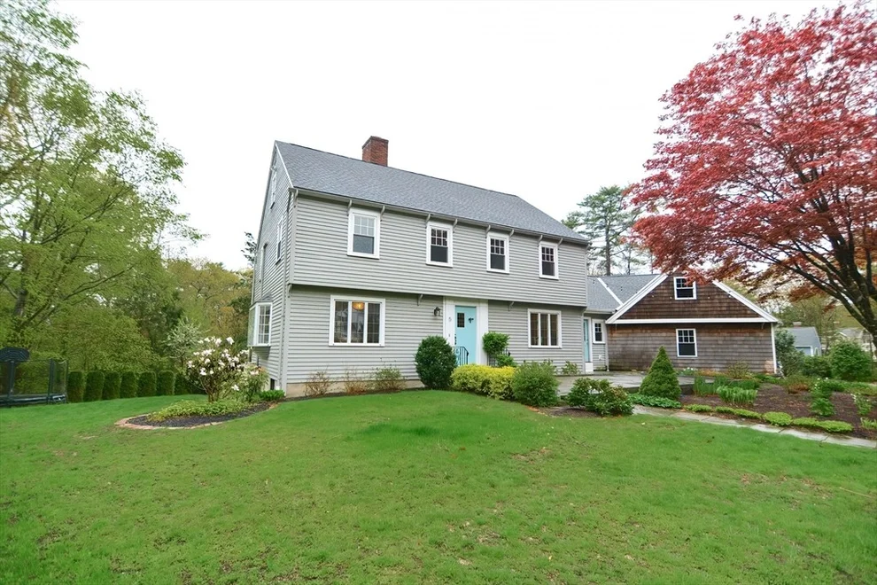 Unit for sale at 5 Running Ridge Row, Manchester, MA 01944