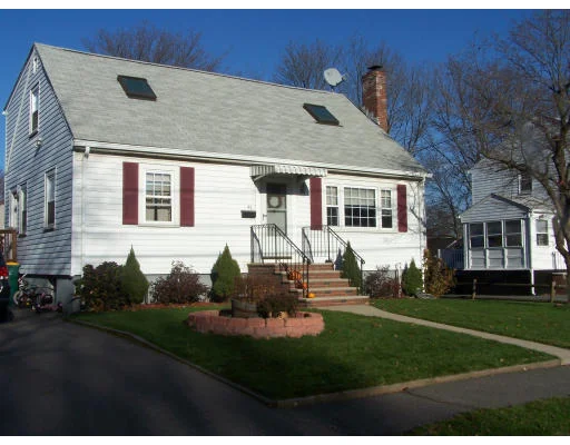 Unit for sale at 45 Redwood Dr, Norwood, MA 02062