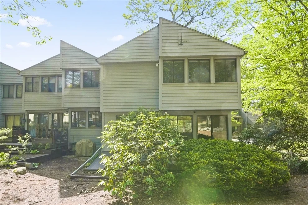 Unit for sale at 147 Butternut Hollow, Acton, MA 01718