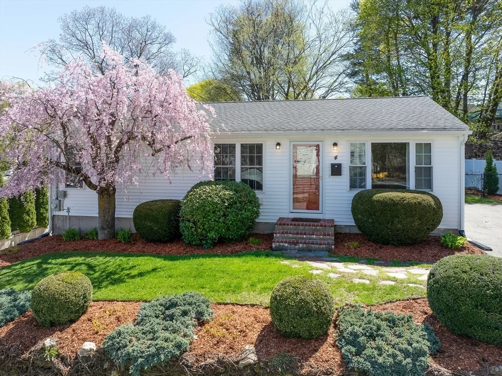 Unit for sale at 4 Alder St, Worcester, MA 01606