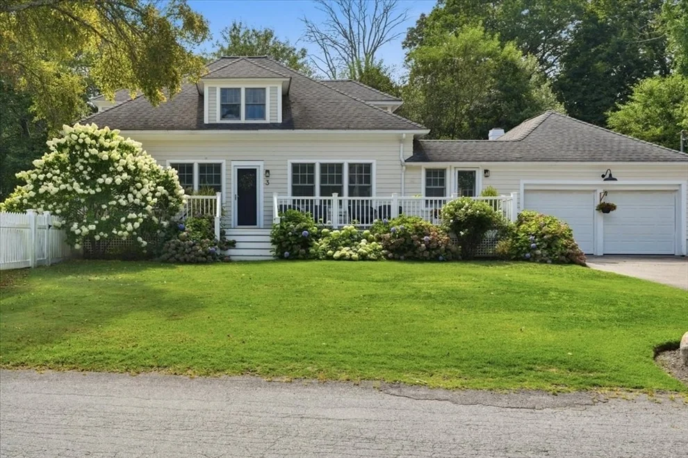 Unit for sale at 3 Gannett Pasture Ln, Scituate, MA 02066