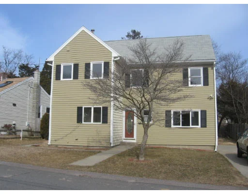 Unit for sale at 86 Tower Ave, Marshfield, MA 02050