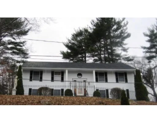 Unit for sale at 9 Walnut St, Saugus, MA 01906