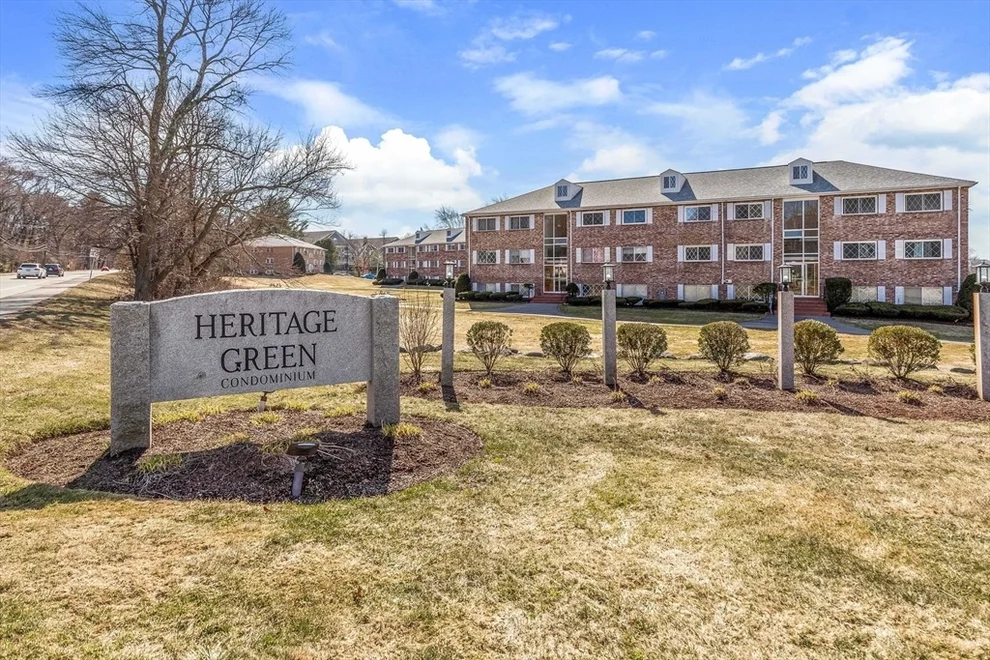 Unit for sale at 30 Fernview Ave, North Andover, MA 01845