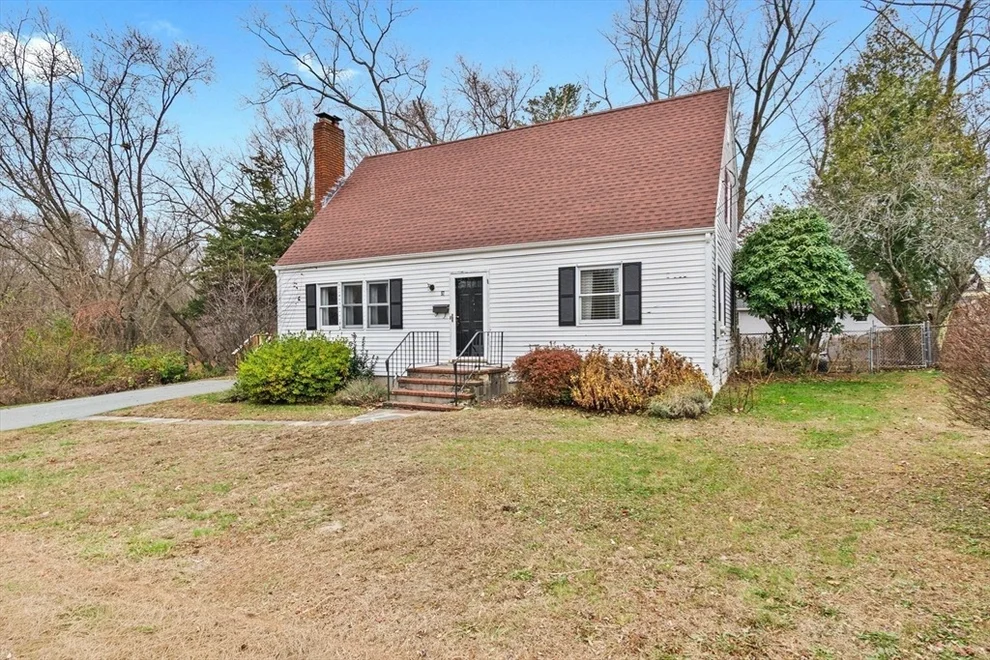 Unit for sale at 57 Glenwood St, North Andover, MA 01845