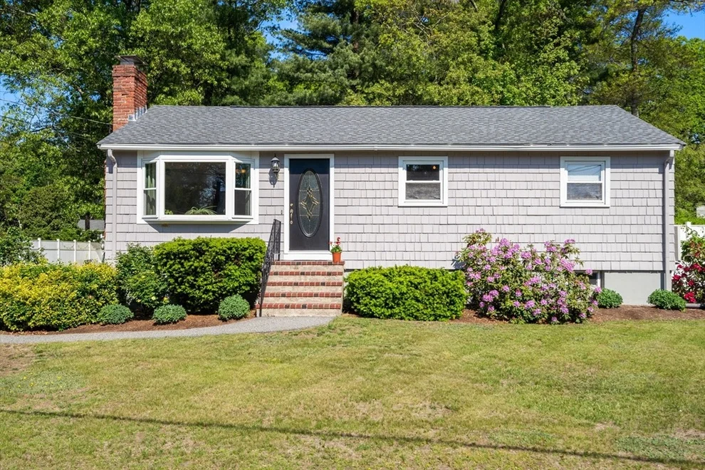 Unit for sale at 3 Norman Rd, Billerica, MA 01821