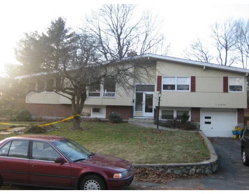 Unit for sale at 37 Fox Hill Dr, Natick, MA 01760