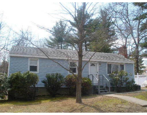 Unit for sale at 3 Comeau Rd, North Reading, MA 01864