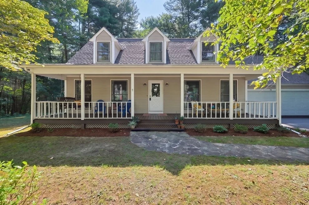 Unit for sale at 74 Spinning Wheel Dr, Uxbridge, MA 01569