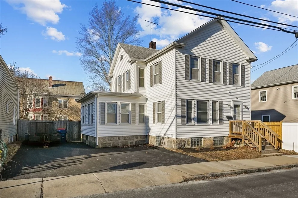 Unit for sale at 223 Chancery St, New Bedford, MA 02740