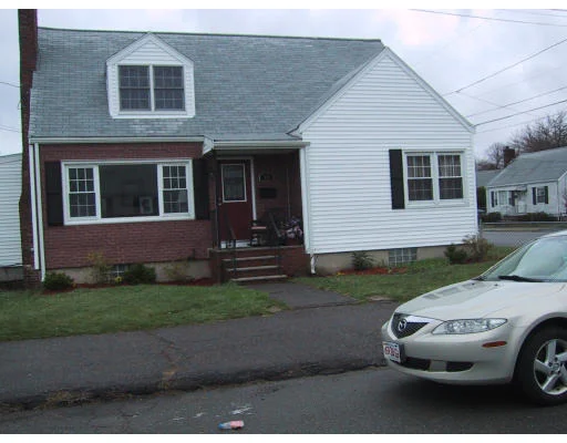 Unit for sale at 26 Thorpe Rd, Lynn, MA 01905