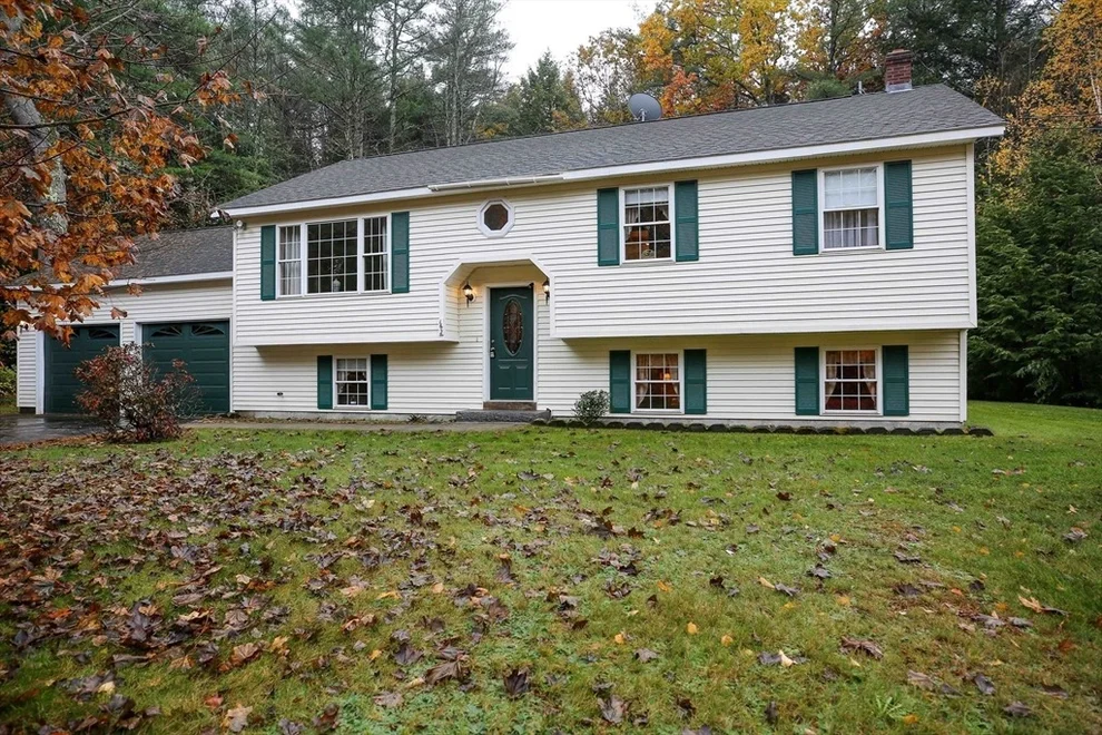 Unit for sale at 162 Elm St, Templeton, MA 01436