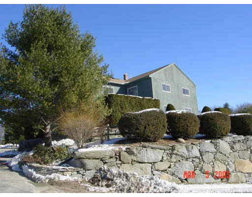 Unit for sale at 1 Duchess Path, Uxbridge, MA 01569