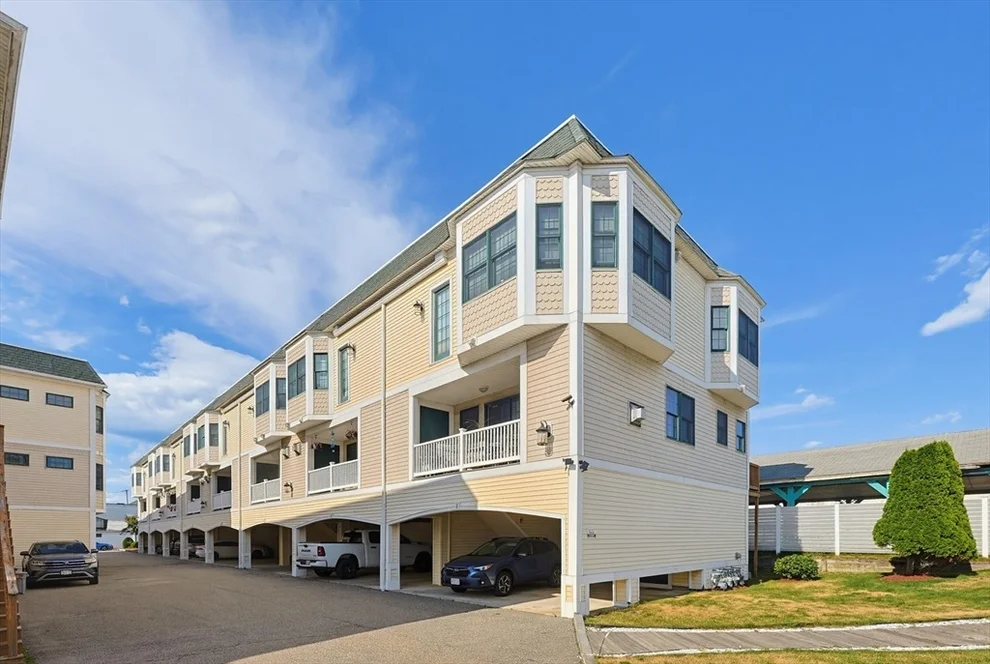 Unit for sale at 11 Railroad Ave, Salisbury, MA 01952