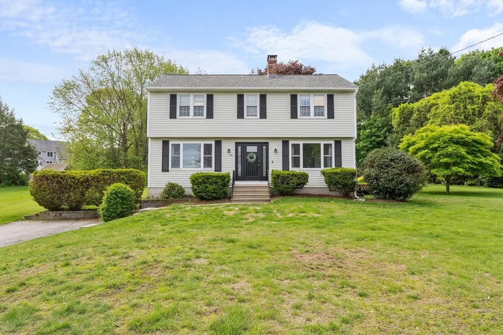 Unit for sale at 26 Dodge Rd, Sutton, MA 01590