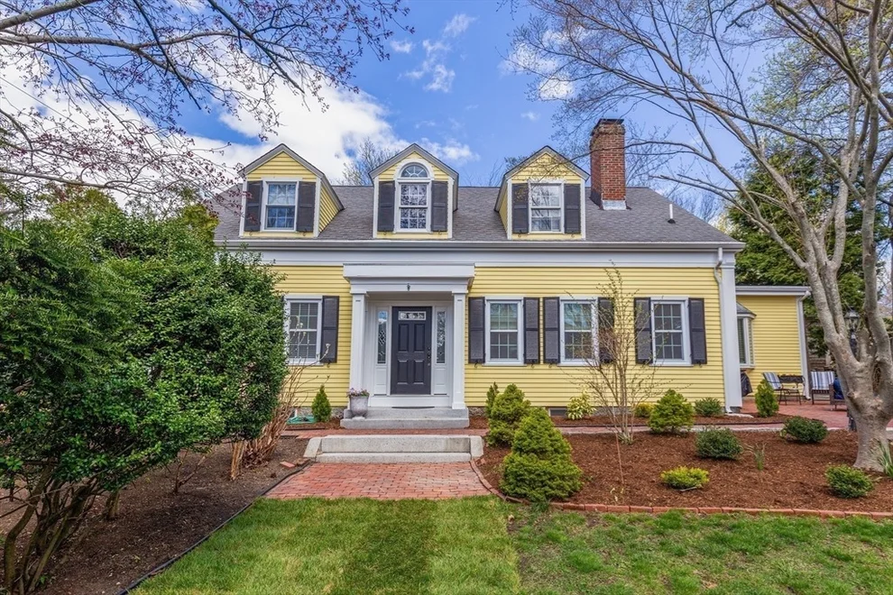Unit for sale at 44 Russell St, Plymouth, MA 02360