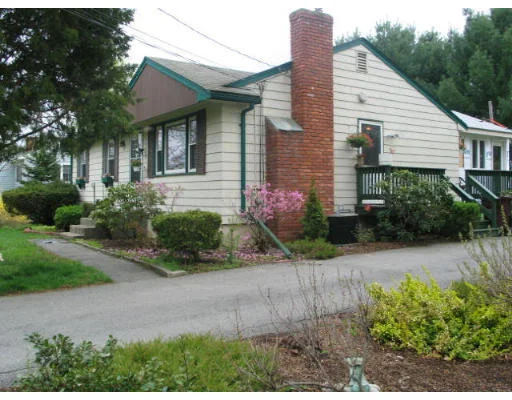 Unit for sale at 98 Newland St, Norton, MA 02766
