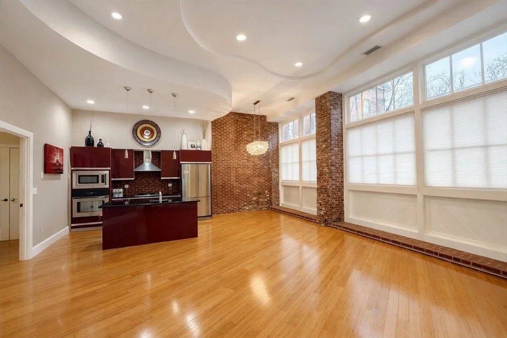 Unit for sale at 30 Market St, Lowell, MA 01852