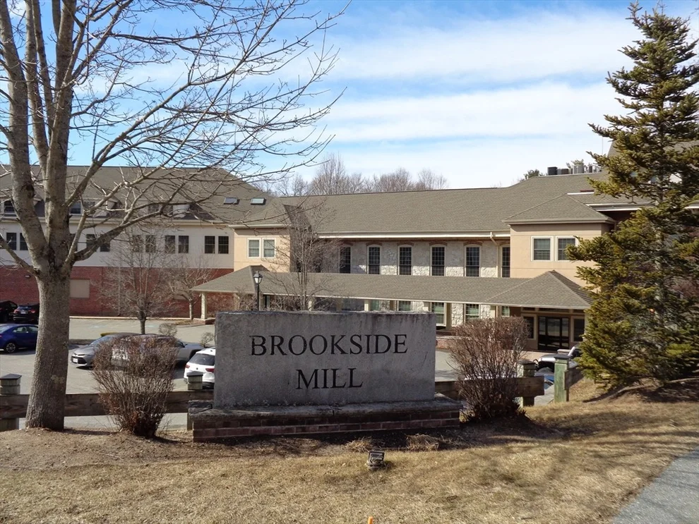 Unit for sale at 12 Brookside Rd, Westford, MA 01886