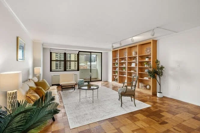 Unit for sale at 2 Hawthorne Pl, Boston, MA 02114