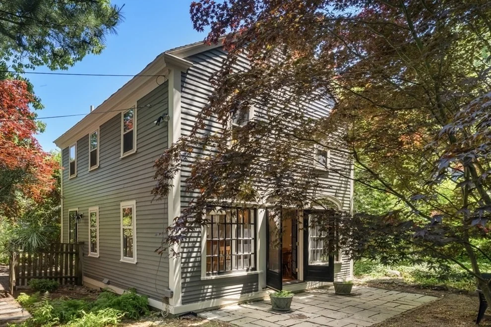 Unit for sale at 18.5 Summer, Salem, MA 01970